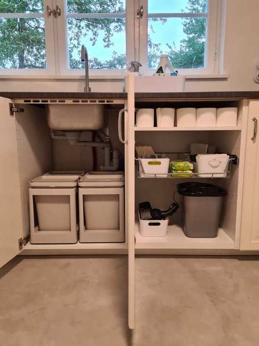 Organiserat köksskåp